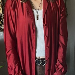 VINTAGE GAILORD BRAND RED SILK BUTTON UP IN WOMENS